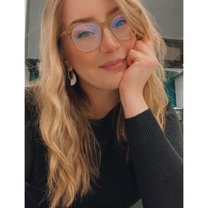 Meet your Posher, Kitana